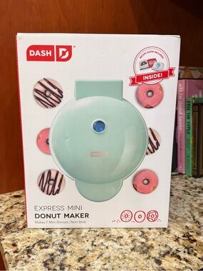NEW IN BOX - Dash Mini Donut Maker